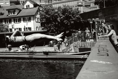ZRH-015-mono.jpg